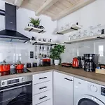 Onar House