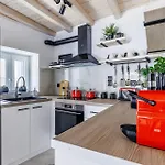 Onar House