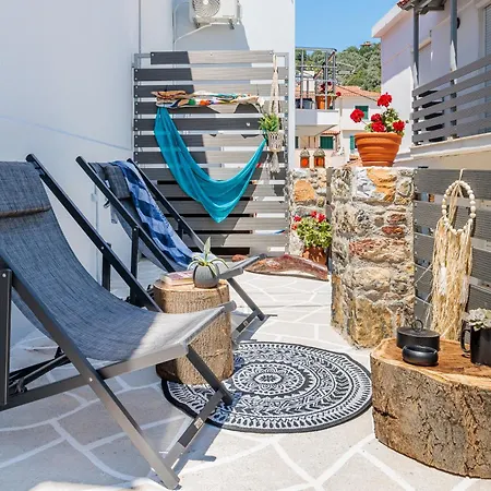 Onar House Skopelos