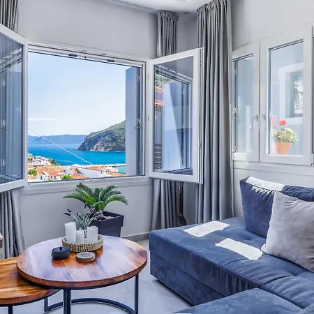 Onar House Panoramic Sea View Terrace In Casa de Férias Skopelos Town