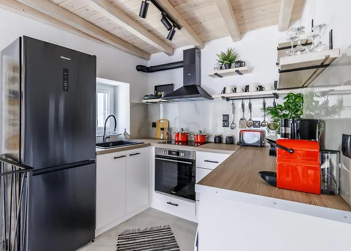 Onar House سكوبيلوس تاون